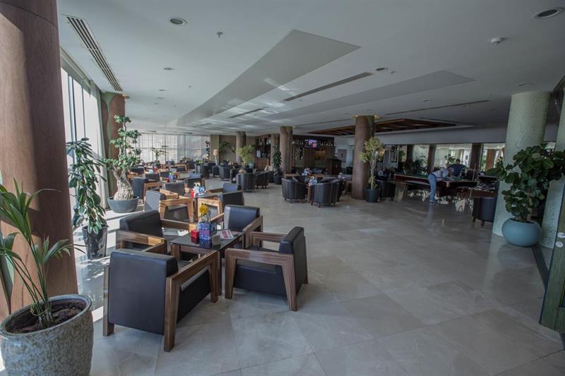 Titanic Hotel&SPA Sulaymaniyah Exterior foto Business lounge at the airport